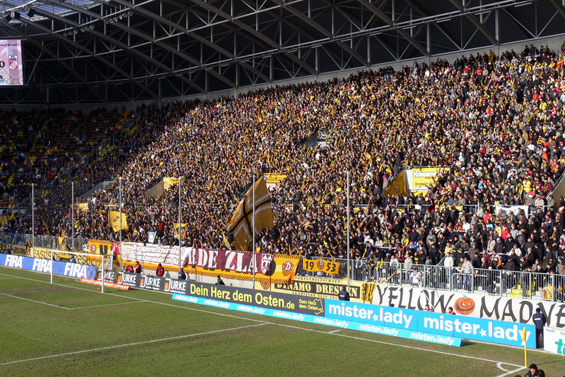 Dynamo Dresden vs FC Rot-Weiß Erfurt (1-0) (28)