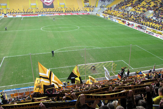 Dynamo Dresden vs Wacker Burghausen (1-0) (5)