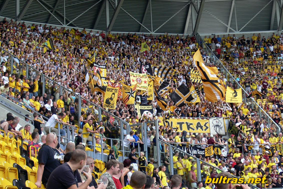 Dynamo Dresden vs SV Sandhausen (0-3) (5)