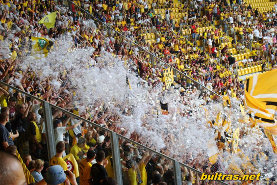 Dynamo Dresden vs SV Sandhausen (0-3) (6)