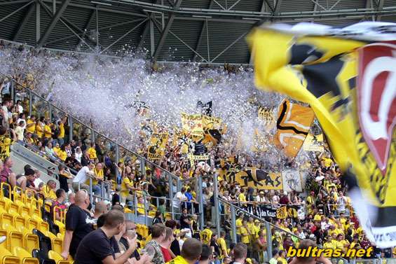 Dynamo Dresden vs SV Sandhausen (0-3) (7)