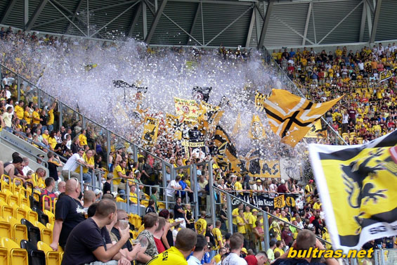 Dynamo Dresden vs SV Sandhausen (0-3) (10)