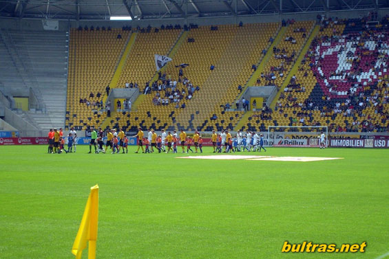 Dynamo Dresden vs SV Sandhausen (0-3) (11)