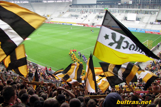 Dynamo Dresden vs FC Erzgebirge Aue (3-0) (4)