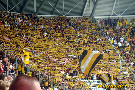 Dynamo Dresden vs FC Erzgebirge Aue (3-0) (8)