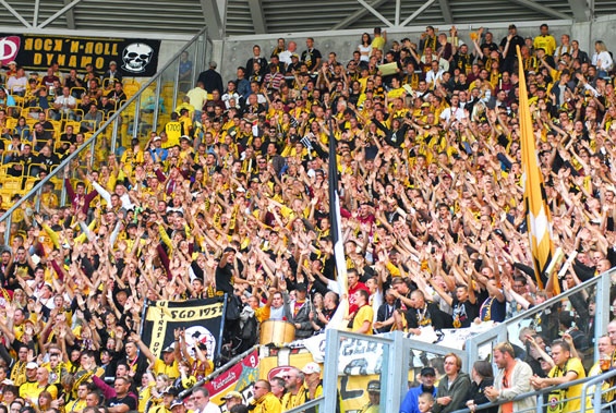 Dynamo Dresden vs Holstein Kiel (3-0) (2)