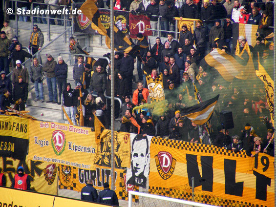Dynamo Dresden vs Rapid Wien (2-4) (9)