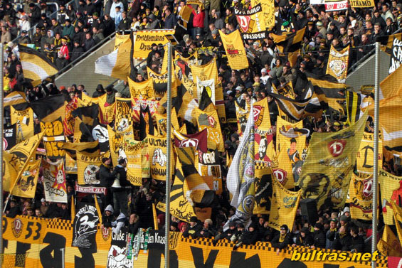 Dynamo Dresden vs Rapid Wien (2-4) (23)