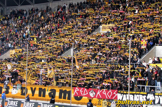 Dynamo Dresden vs Rapid Wien (2-4) (33)
