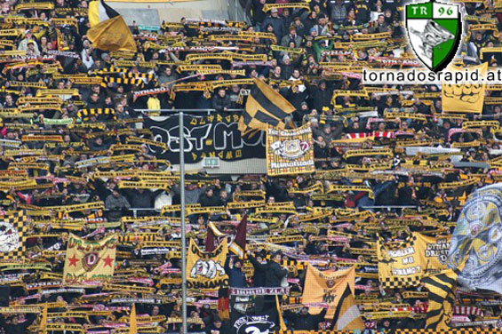 Dynamo Dresden vs Rapid Wien (2-4) (37)