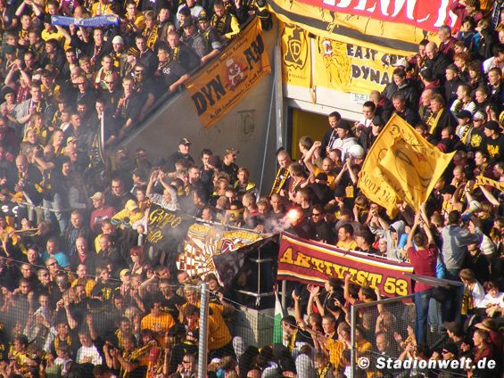 Dynamo Dresden vs FC Hansa Rostock (2-2) (24)