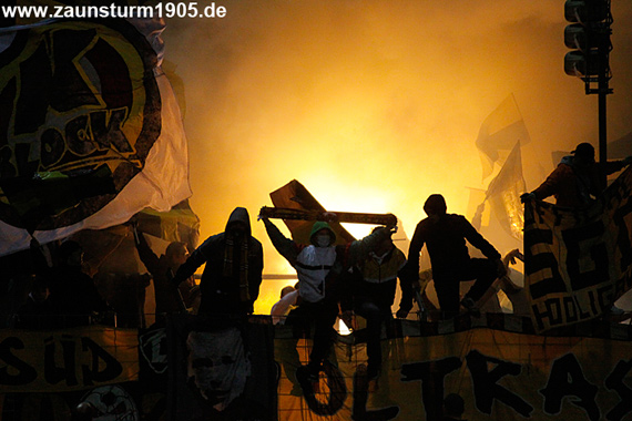 1. FC Saarbrücken vs Dynamo Dresden (3-2) (8)