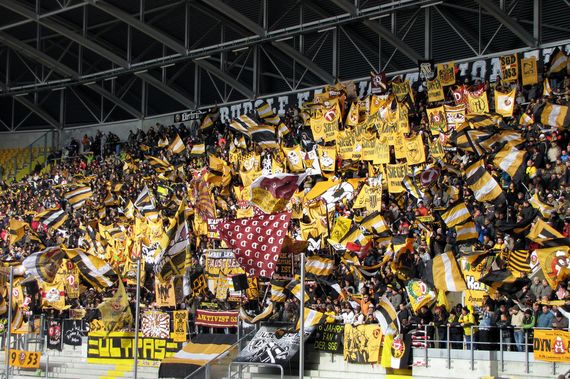 Dynamo Dresden vs SV Sandhausen (3-1) (3)