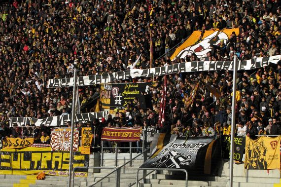 Dynamo Dresden vs SV Sandhausen (3-1) (11)