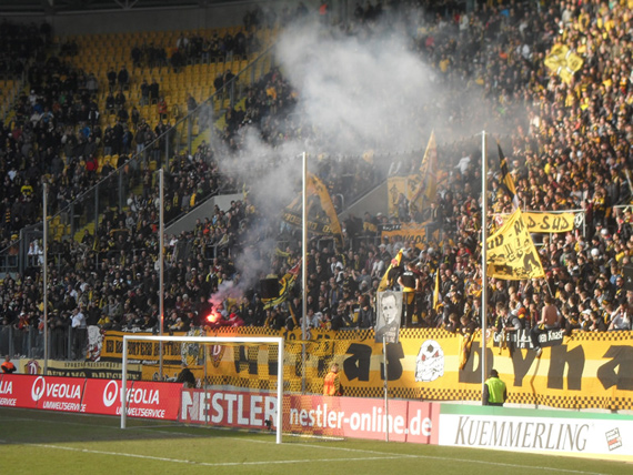 Dynamo Dresden vs SV Wehen Wiesbaden (3-0) (8)