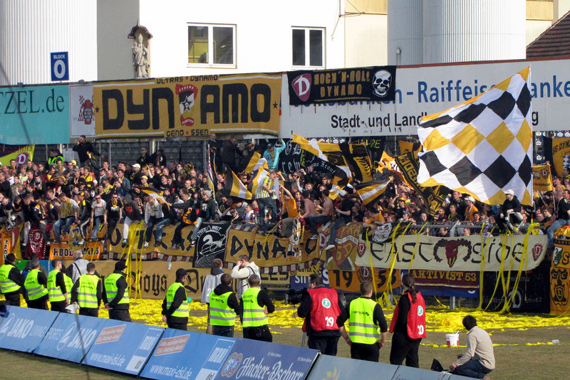 SSV Jahn Regensburg vs Dynamo Dresden (0-1) (20)