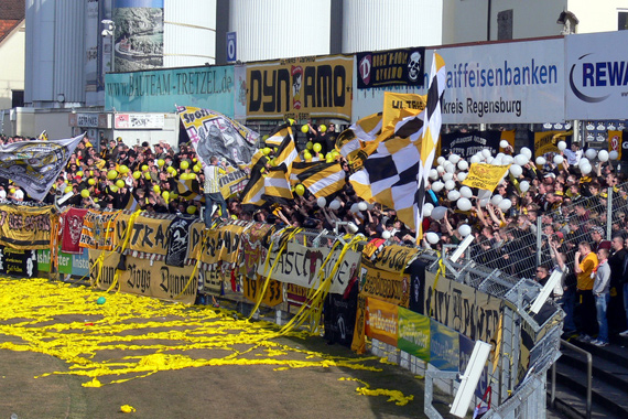 SSV Jahn Regensburg vs Dynamo Dresden (0-1) (21)