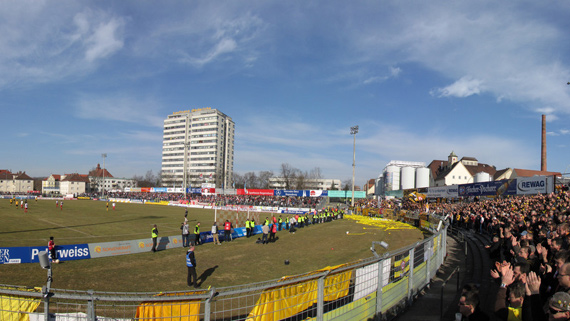 SSV Jahn Regensburg vs Dynamo Dresden (0-1) (24)