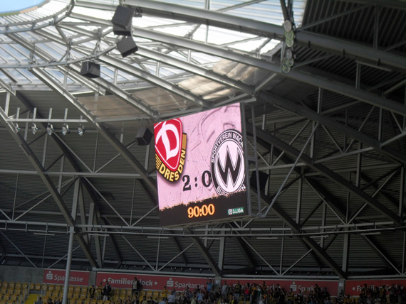 Dynamo Dresden vs Wacker Burghausen (2-0) (10)
