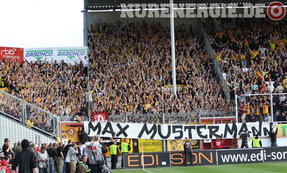 FC Energie Cottbus vs Dynamo Dresden (2-1) (1)