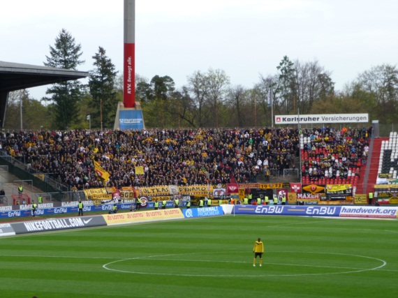 Karlsruher SC vs Dynamo Dresden (2-0) (1)