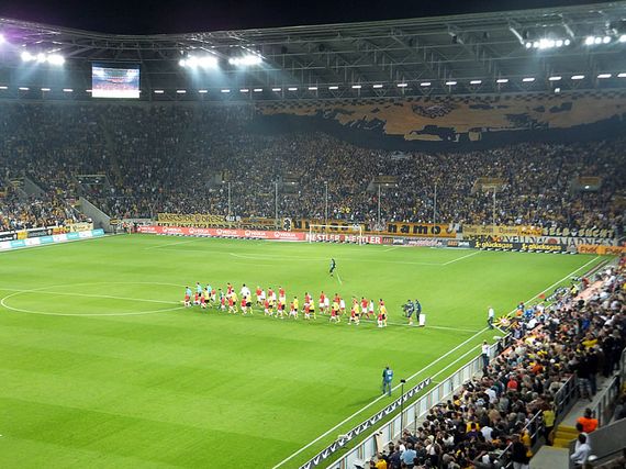 Dynamo Dresden vs Eintracht Frankfurt (1-4) (4)