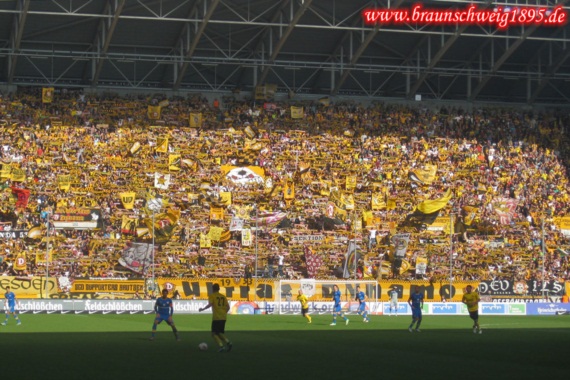 Dynamo Dresden vs Eintracht Braunschweig (0-2) (3)