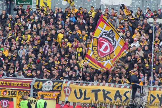 FC Erzgebirge Aue vs Dynamo Dresden (1-0) (6)