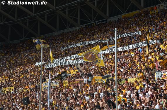 Dynamo Dresden vs 1. FC Köln (1-1) (13)