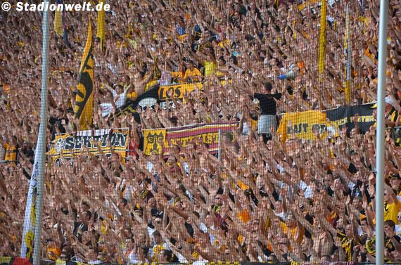 Dynamo Dresden vs 1. FC Köln (1-1) (16)
