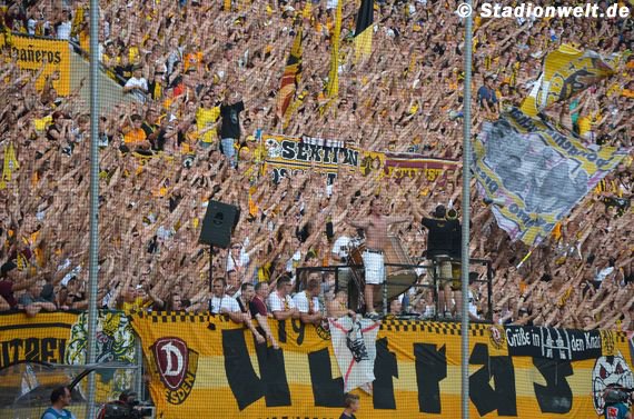 Dynamo Dresden vs 1. FC Köln (1-1) (21)