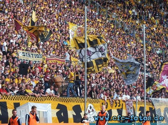 Dynamo Dresden vs Chemnitzer FC (1-0) (14)