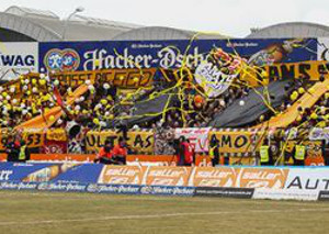 SSV Jahn Regensburg vs Dynamo Dresden (2-3)