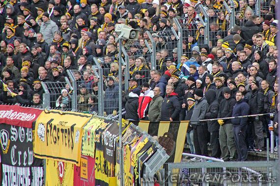 FC Erzgebirge Aue vs Dynamo Dresdem (1-1) (4)