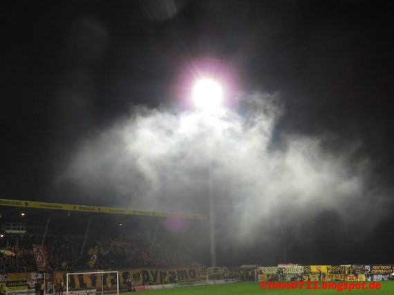 SG Sonnenhof Großaspach vs Dynamo Dresden (0-0) (16)