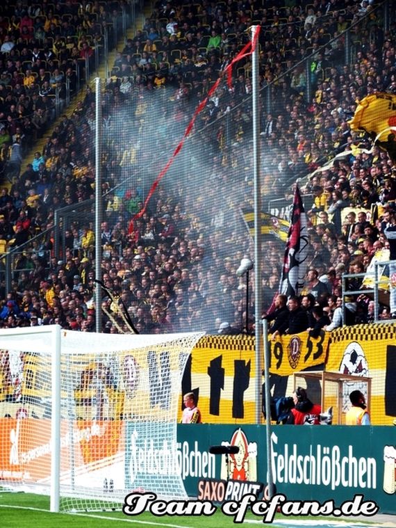 Dynamo Dresden vs Chemnitzer FC (1-0) (9)
