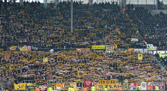 FC St. Pauli vs Dynamo Dresden (2-0) (3)