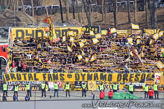FC Erzgebirge Aue vs Dynamo Dresden (1-4) (6)