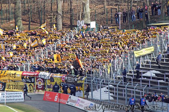 FC Erzgebirge Aue vs Dynamo Dresden (1-4) (8)