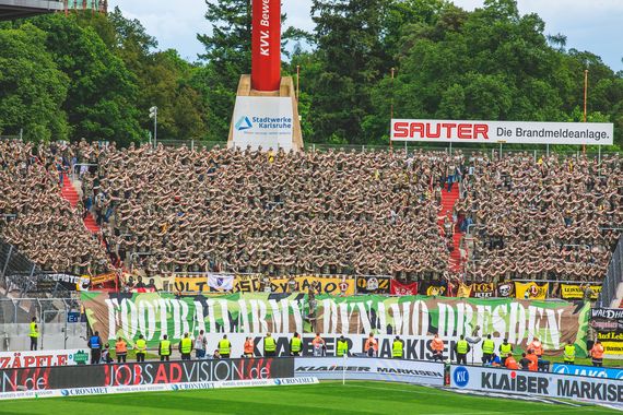 Karlsruher SC vs Dynamo Dresden (3-4) (30)