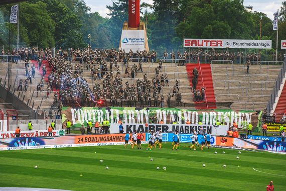 Karlsruher SC vs Dynamo Dresden (3-4) (32)