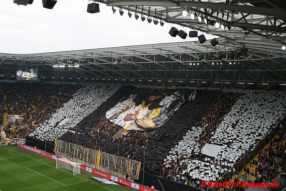 Dynamo Dresden vs VfB Stuttgart (5-0) (8)
