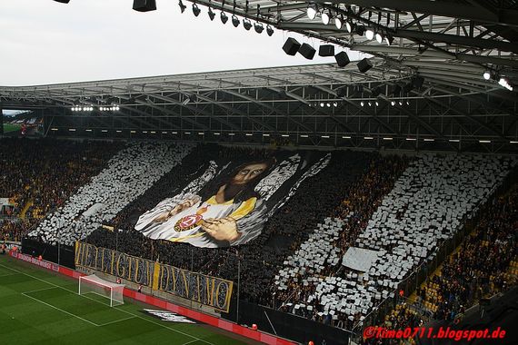 Dynamo Dresden vs VfB Stuttgart (5-0) (9)