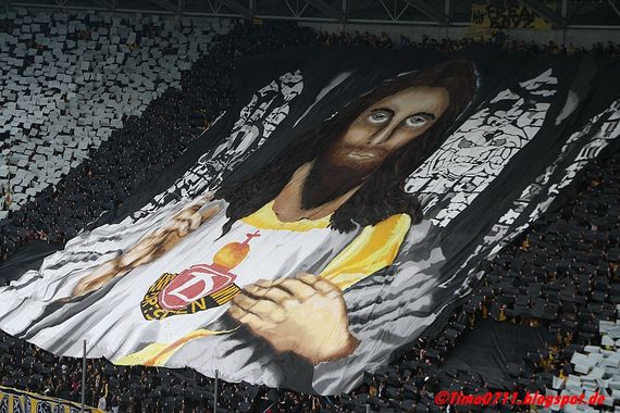 Dynamo Dresden vs VfB Stuttgart (5-0) (10)