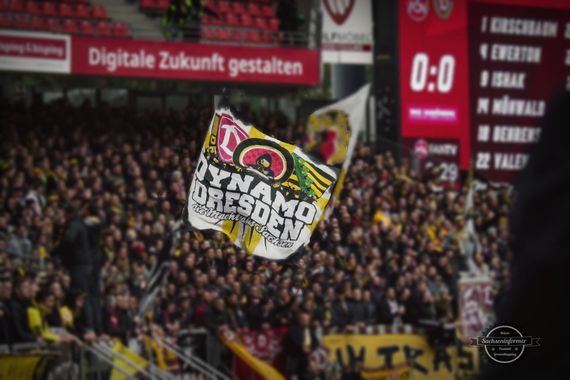 1. FC Nürnberg vs Dynamo Dresden (2-1) (5)
