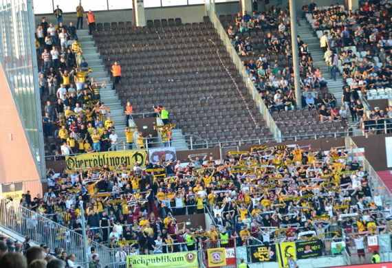 FC St. Pauli vs Dynamo Dresden (2-2) (2)
