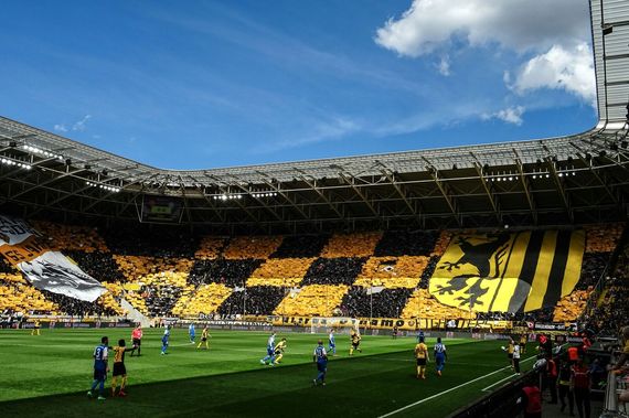 Dynamo Dresden vs Holstein Kiel (0-4) (2)