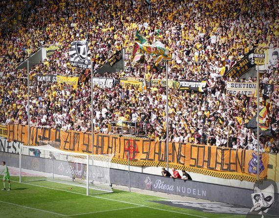 Dynamo Dresden vs Fortuna Düsseldorf (1-2) (9)