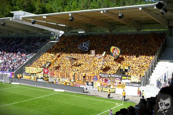FC Erzgebirge Aue vs Dynamo Dresden (0-0) (4)