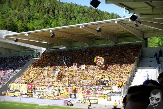 FC Erzgebirge Aue vs Dynamo Dresden (0-0) (9)